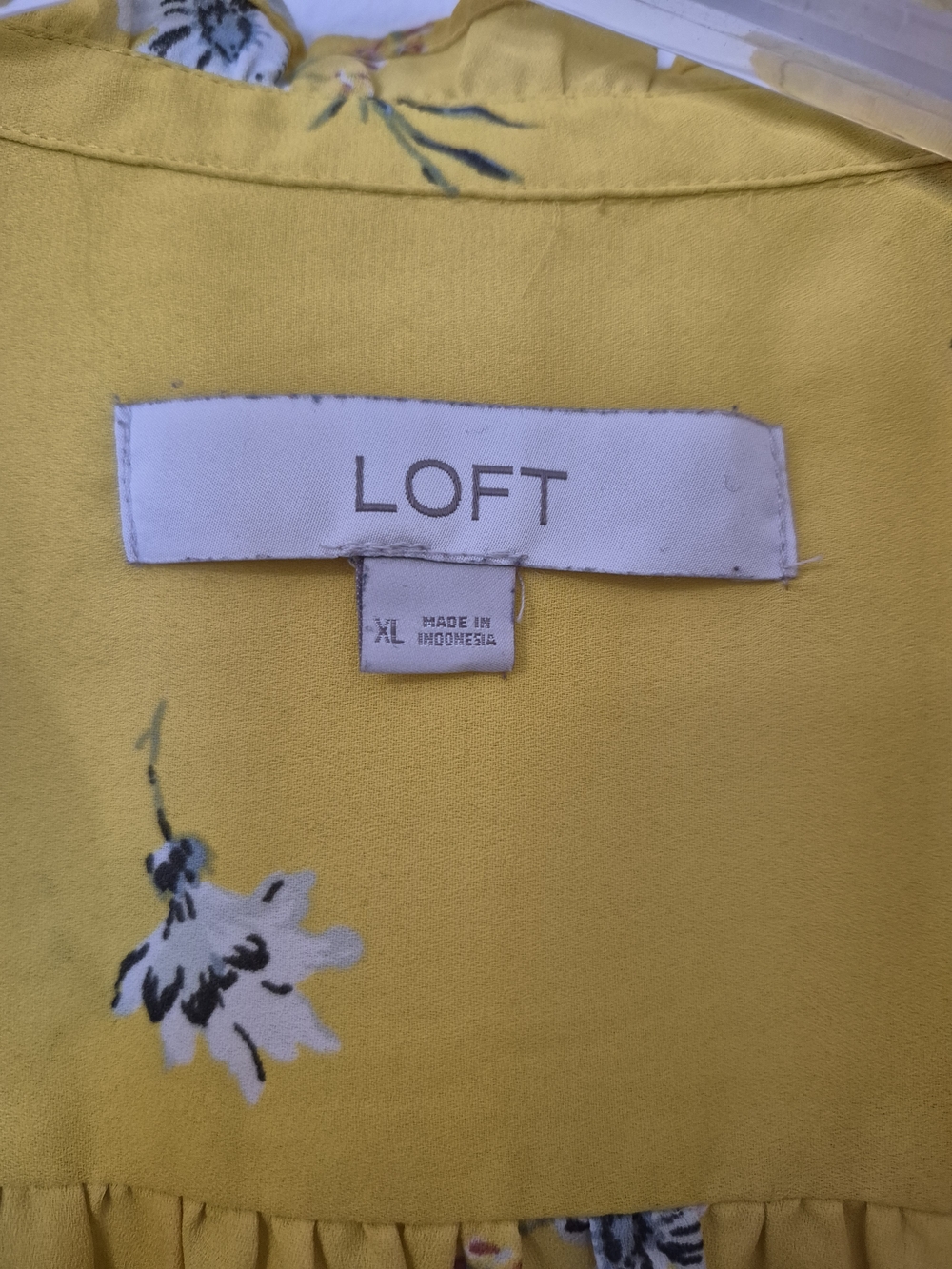 LOFT Yellow Floral Ruffle V-Neck Sleeveless Blouse - Picture 2 of 7
